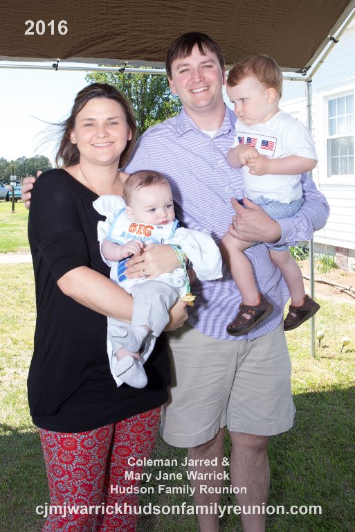 2016 – Descendants Age Four and Younger:
Noah Allen Clifton (held by his mother, Norma Spell Clifton), Cameron Herring Hudson (held by his father Blake Tyler Hudson).
